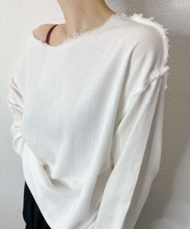White Off Shoulder Relaxing Top #250316